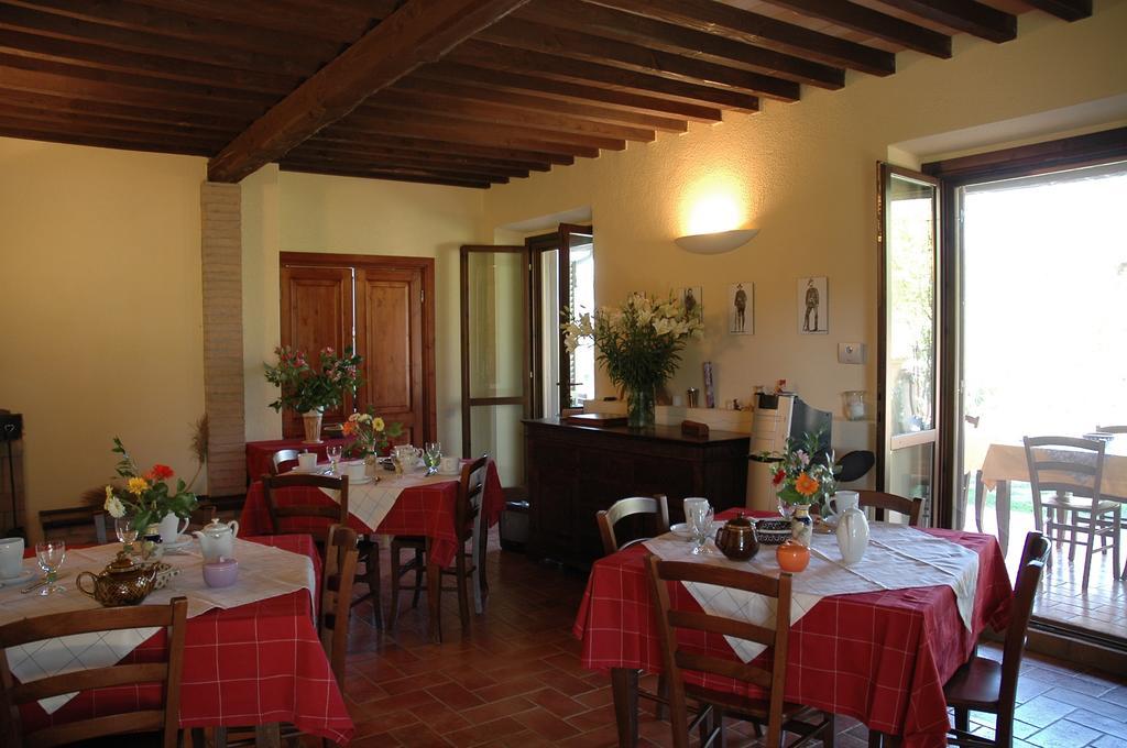 Agriturismo Pian Dei Pini Montiano  Exterior photo